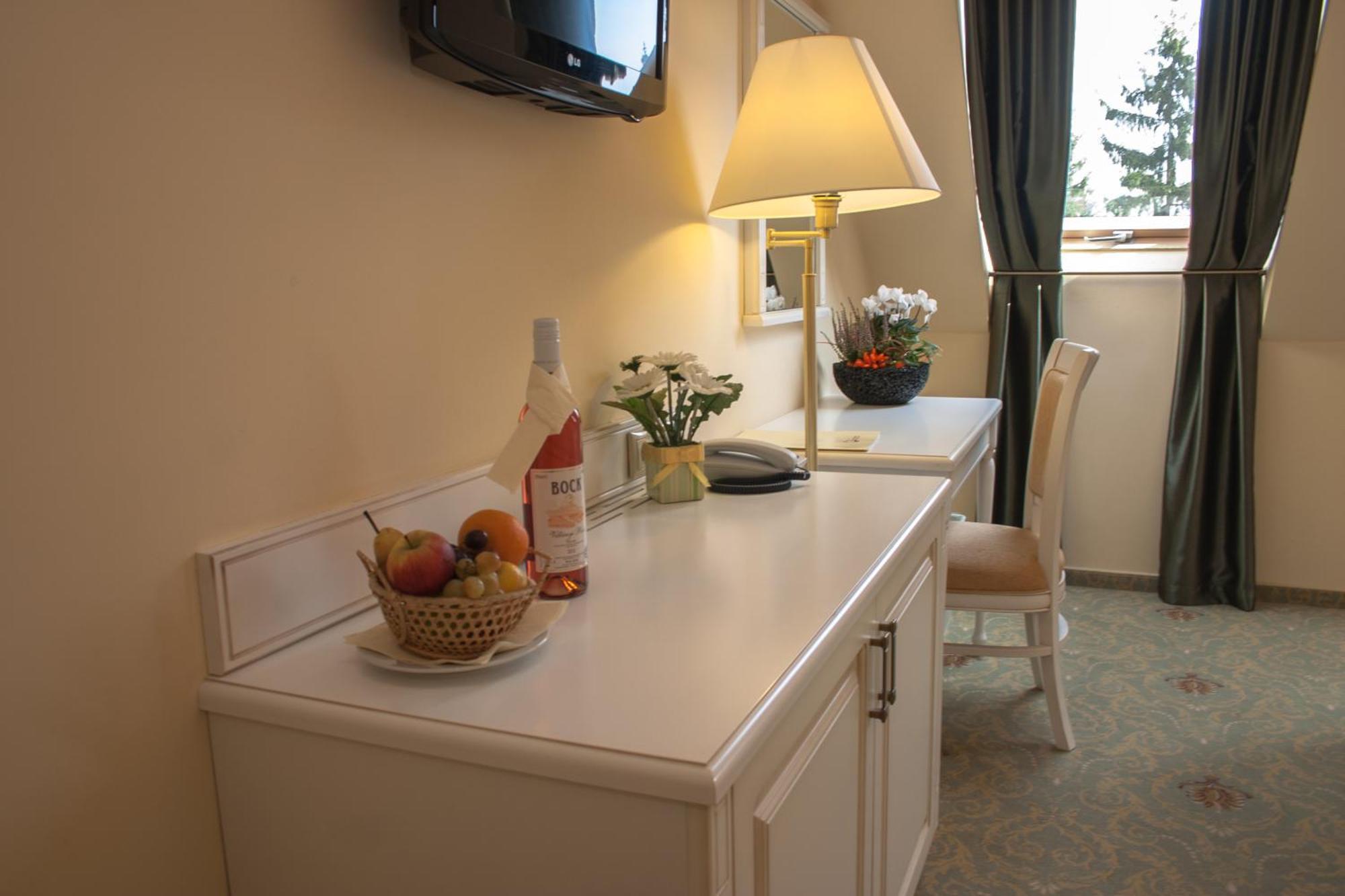 Calimbra Wellness Hotel Superior Miskolc Esterno foto