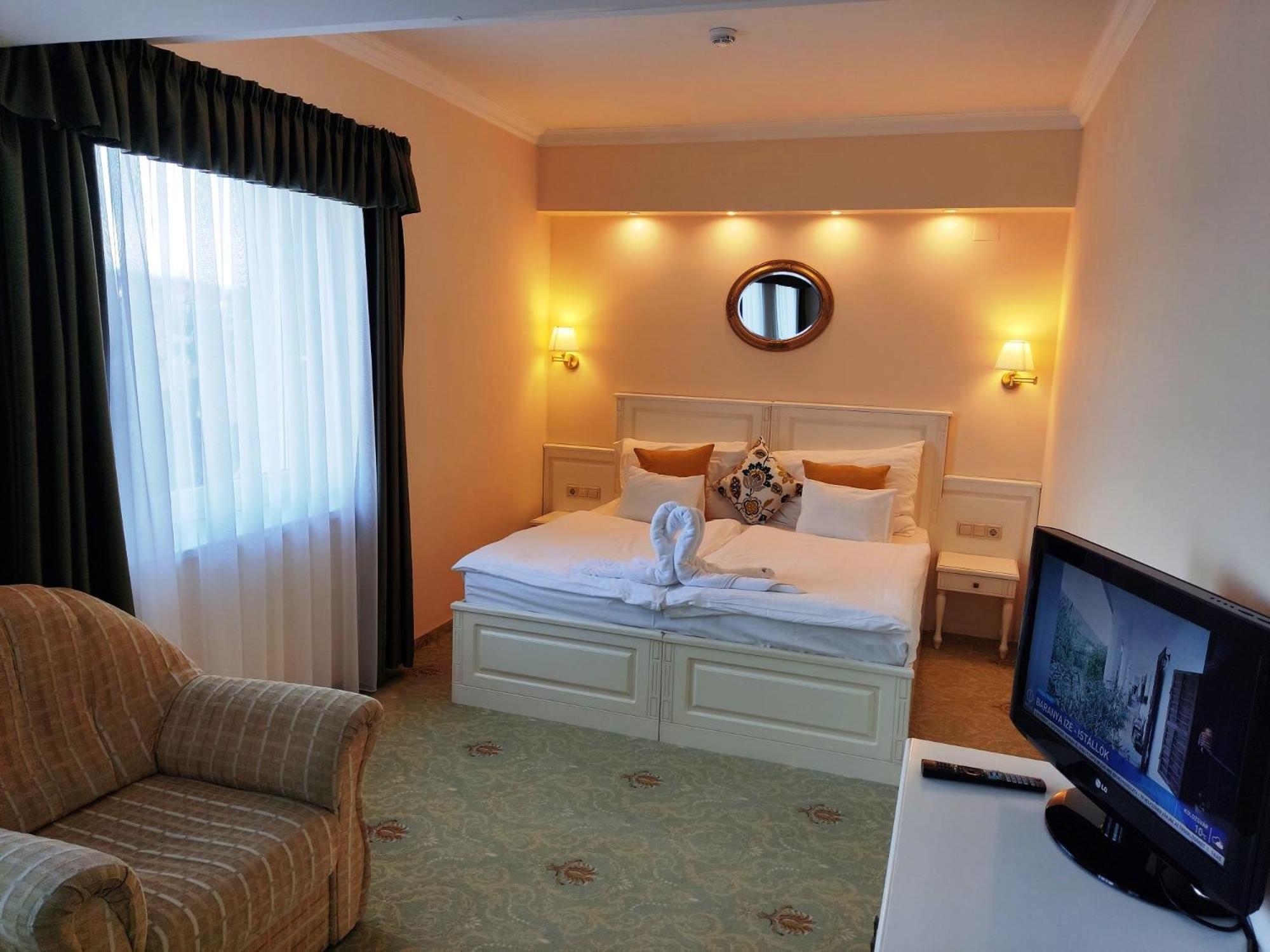 Calimbra Wellness Hotel Superior Miskolc Esterno foto