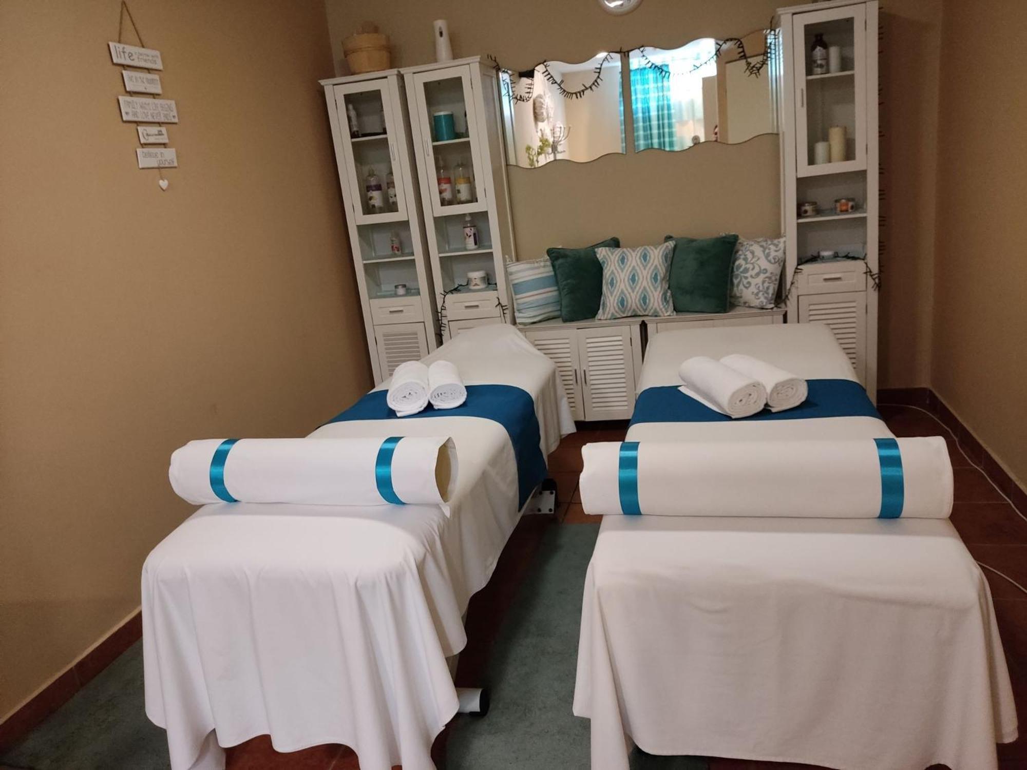 Calimbra Wellness Hotel Superior Miskolc Esterno foto