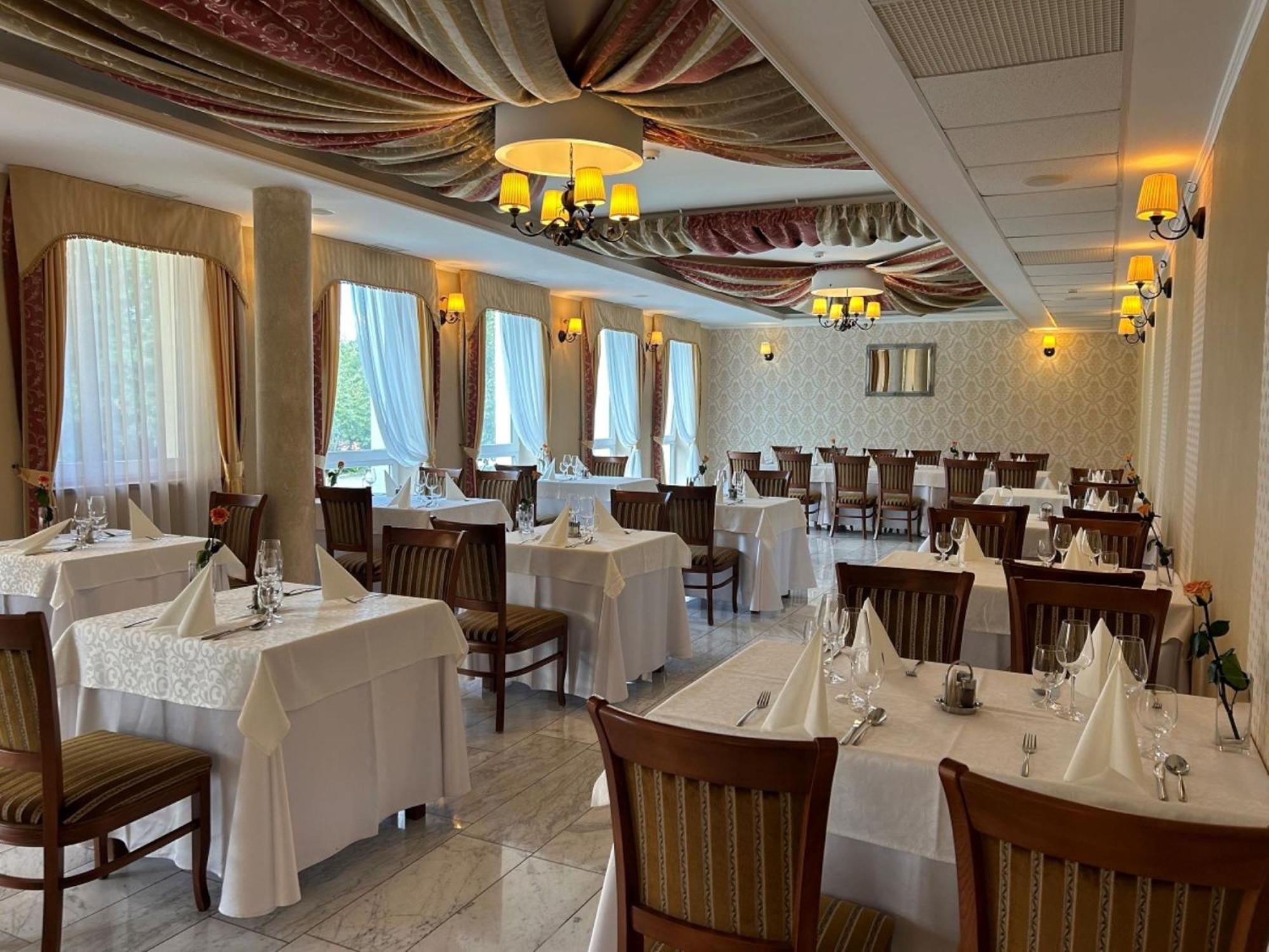Calimbra Wellness Hotel Superior Miskolc Esterno foto