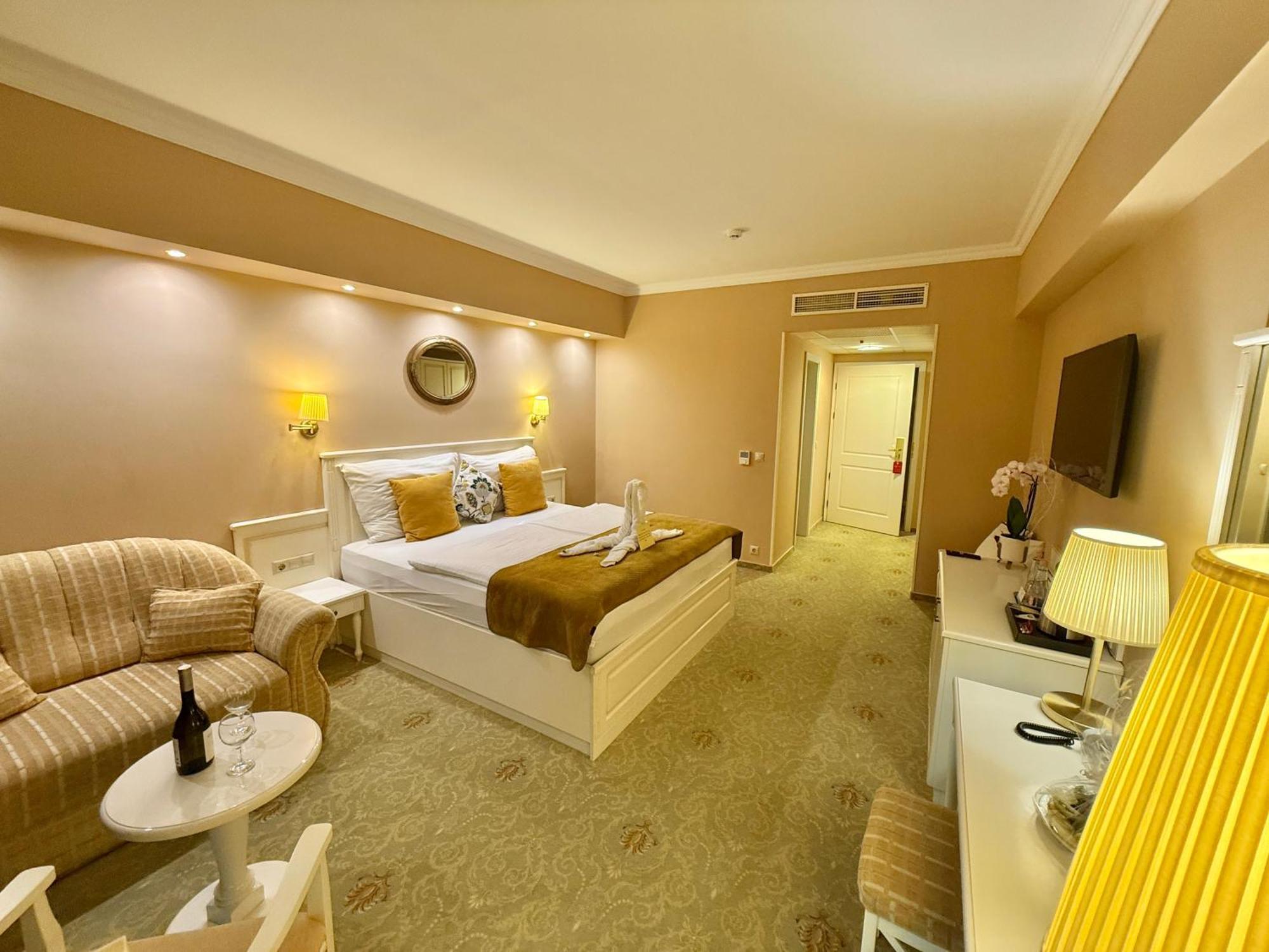 Calimbra Wellness Hotel Superior Miskolc Esterno foto