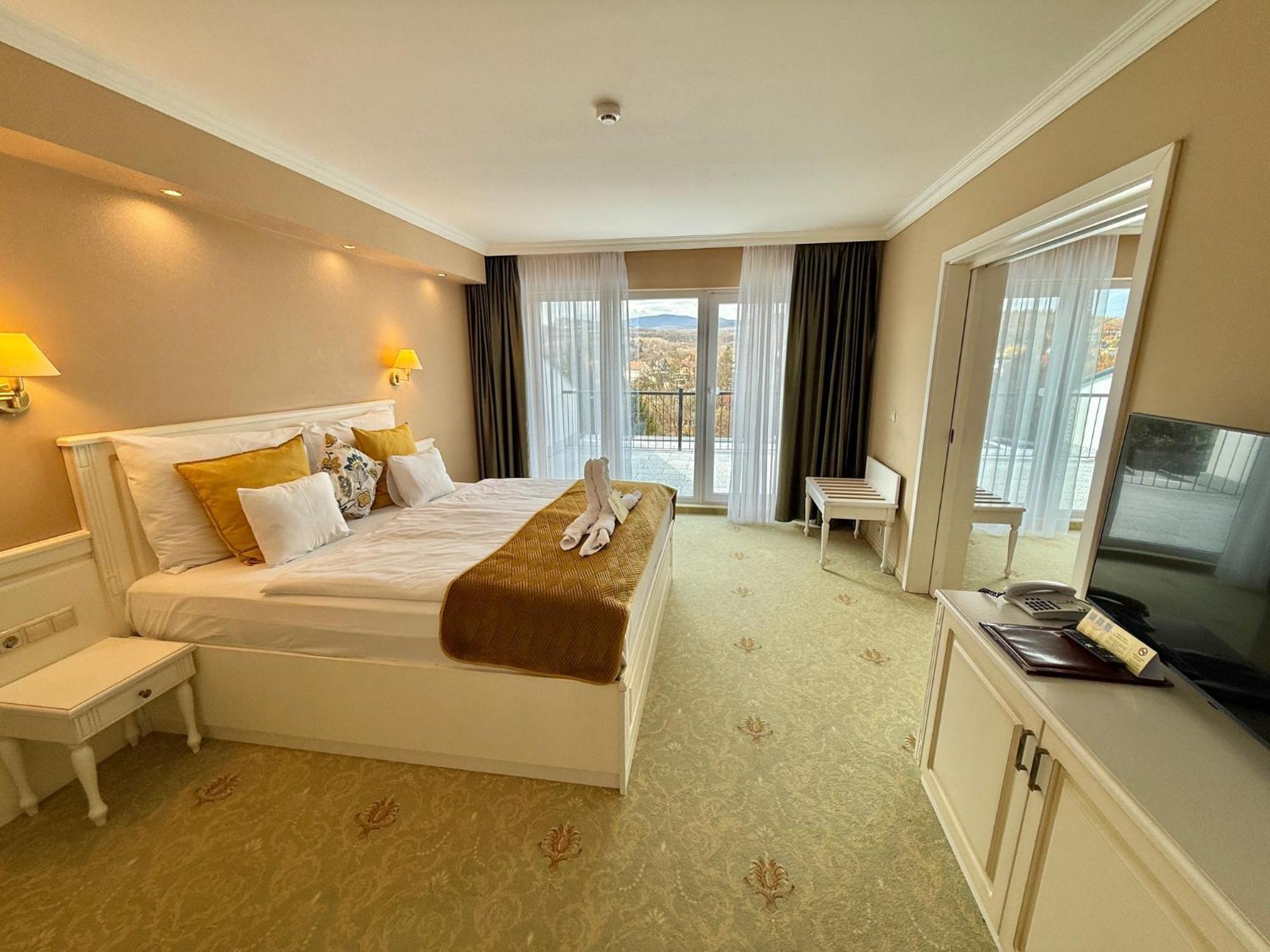 Calimbra Wellness Hotel Superior Miskolc Esterno foto