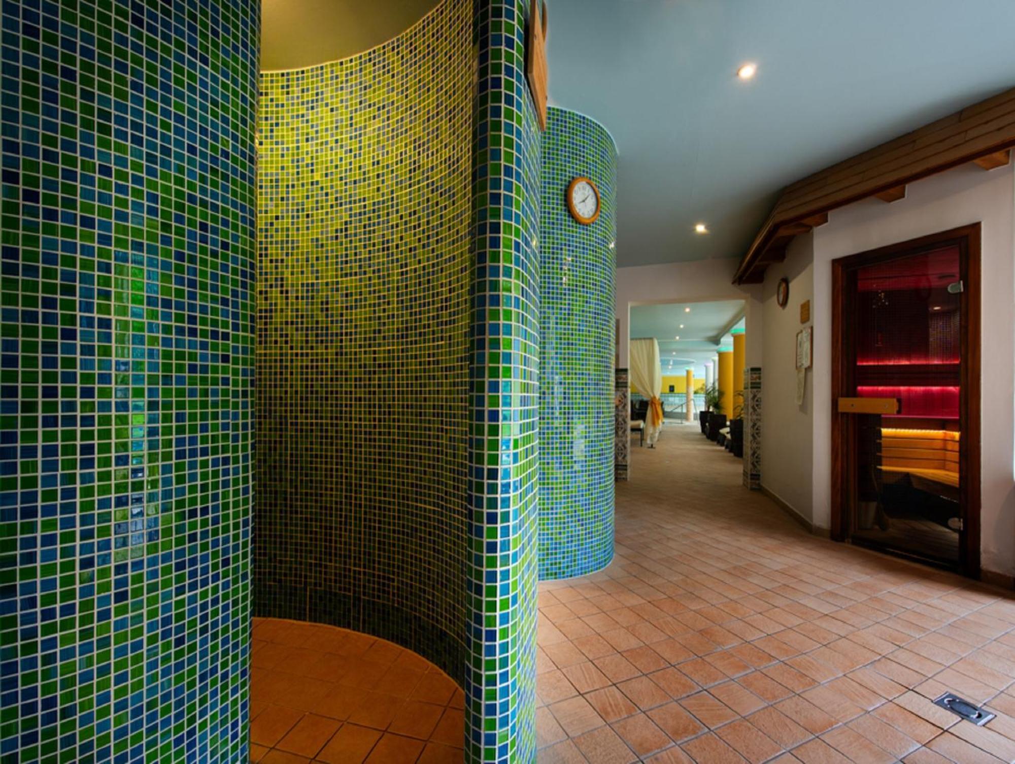 Calimbra Wellness Hotel Superior Miskolc Esterno foto