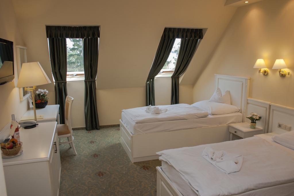Calimbra Wellness Hotel Superior Miskolc Esterno foto